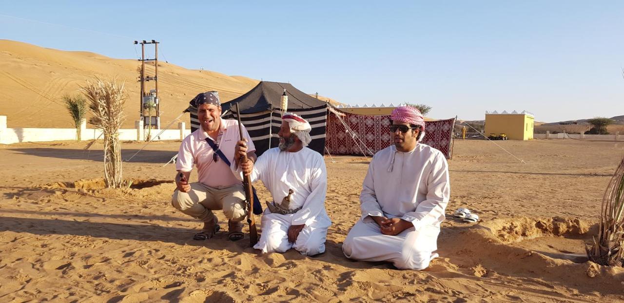 AL hawiyah camp Hotel Bagian luar foto
